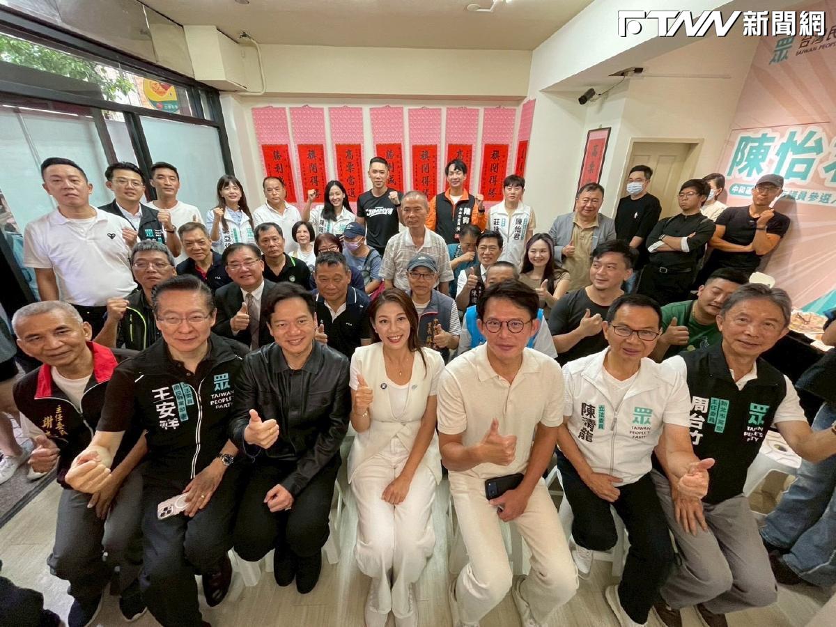 白營陳怡君服務處開幕　黃國昌讚：政治素人