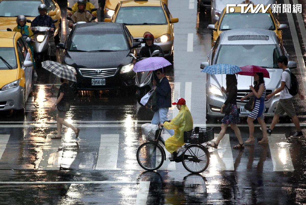 大雨一直下！網友推1「雨天神器」掀熱論　